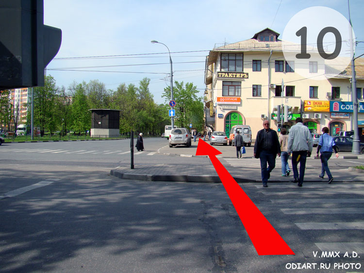перекресток зеленого проспекта и первой владимирской улицы